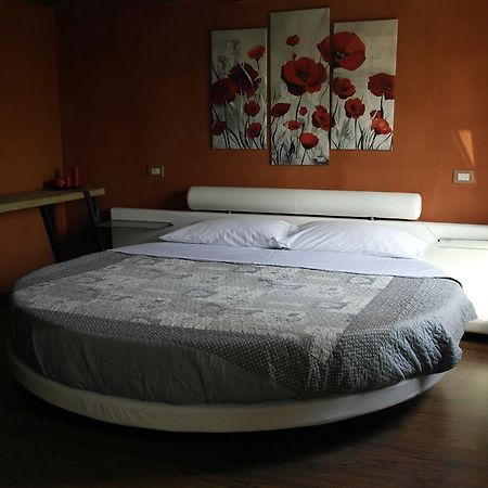 Agriturismo Corte Dei Landi Cade Exteriér fotografie