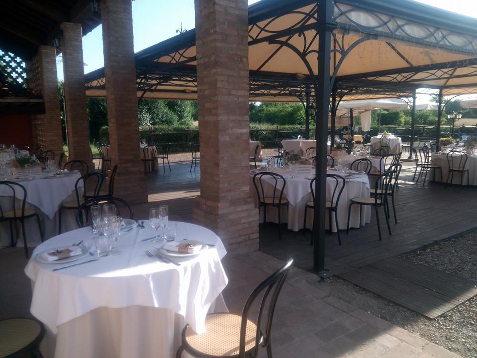 Agriturismo Corte Dei Landi Cade Exteriér fotografie